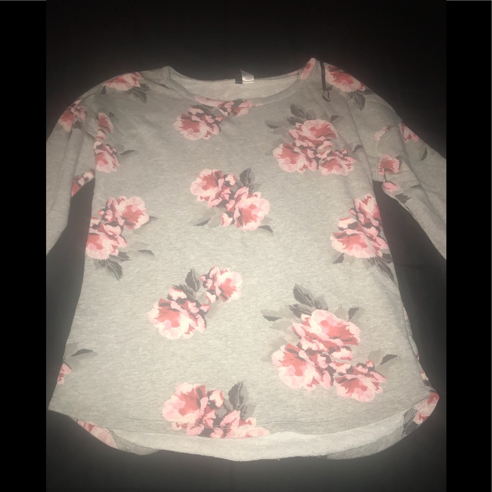 BEAUTIFUL PINK & GRAY FLOWER H&M SWEATER (c)